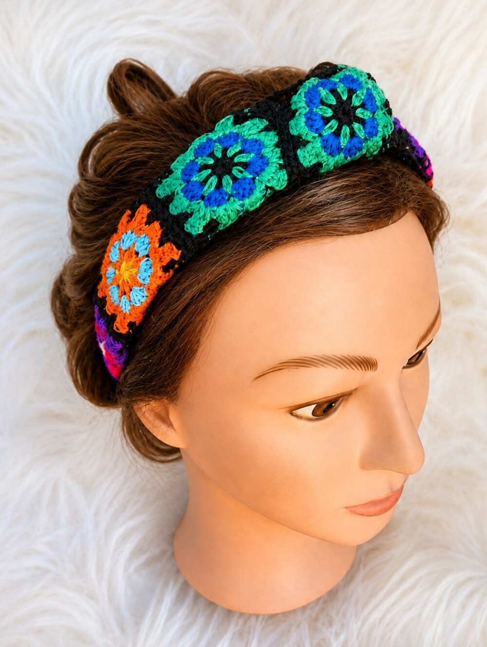 Hand crocheted headband NEW‎